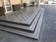 Сходи з граніту SH.4