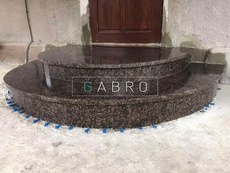 Сходи з граніту SH.5