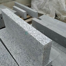 Гранітний бордюр GR.28