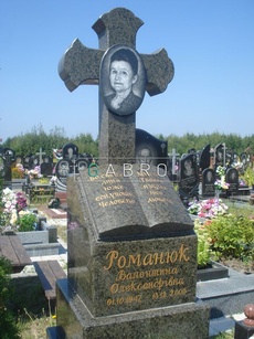 Гранітний хрест RS.19