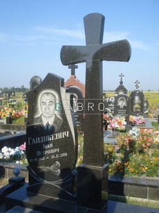 Гранітний хрест RS.43